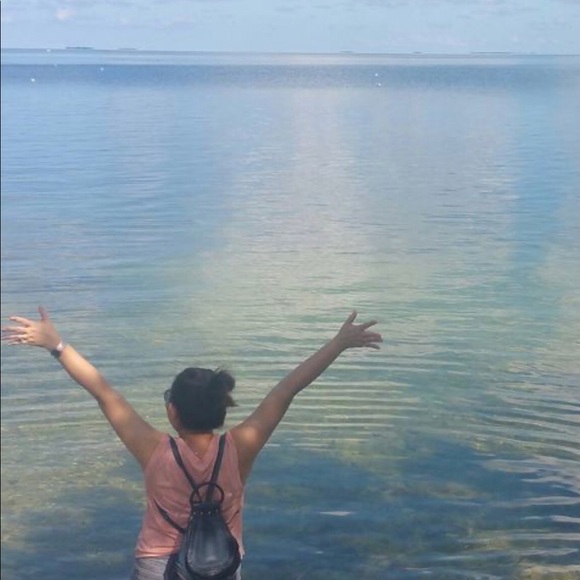 Meet your Posher, Rachel - Picture 6 of 9